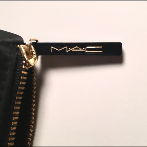 MAC Cosmetics Bag - Picture 2 of 5